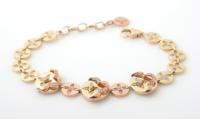 ���A/S,����������,�������